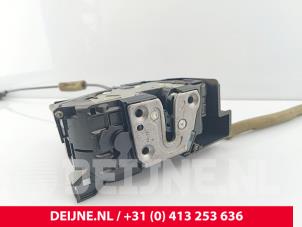 Nissan Interstar Deurslot Mechaniek 2Deurs rechts O282642 foto 3