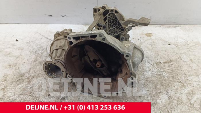 Volkswagen Caddy Gearbox O282650