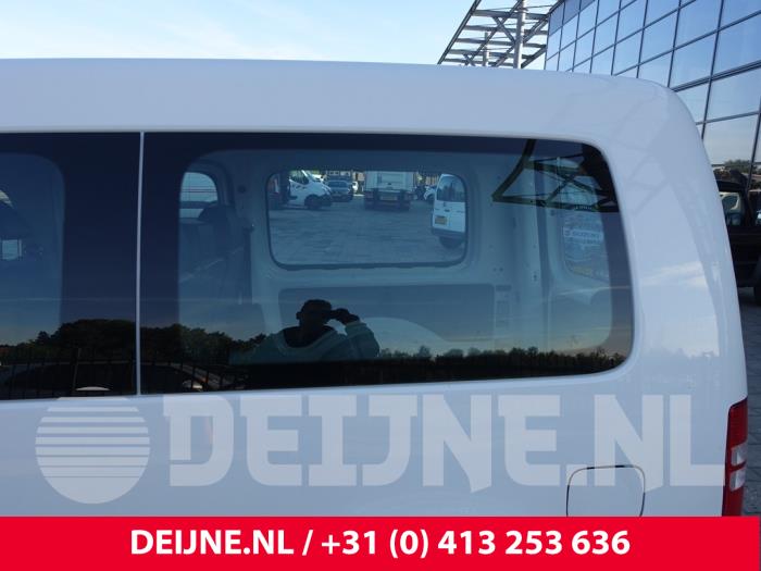 Volkswagen Caddy Extra Ruit 2Deurs links-achter O282674