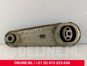 Mercedes Citan Engine mount O282708 photo 2