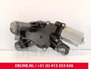 Gebruikte Ruitenwissermotor achter Volvo XC40 (XZ) 1.5 T4 Plug-in Hybrid 12V Prijs € 70,00 Margeregeling aangeboden door van Deijne Onderdelen Uden B.V.