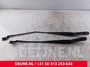 Volkswagen Caddy Wiper arm set O282753 photo 2