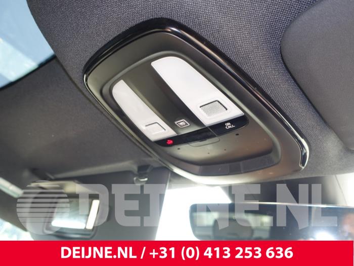 Volvo C40 Interior lighting, front O282812
