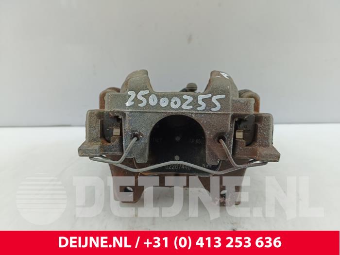 Volvo C40 Bremszange rechts hinten O282836