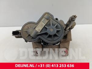 Volvo C40 Remklauw (Tang) rechts-achter O282836 foto 3