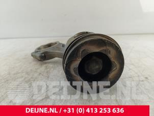 Hyundai H200 Kolben O282884 foto 4