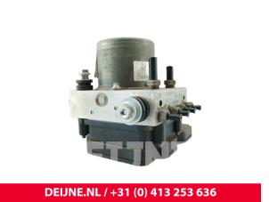 Renault Master ABS Pumpe O282913 foto 3