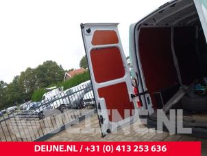 Renault Master Minibus/van rear door O282916 photo 2