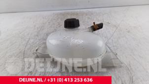 Renault Master Ausgleichsbehälter O282933 foto 3