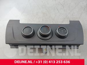 Renault Master Kachel Bedieningspaneel O282935 foto 2