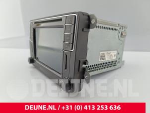 Volkswagen Caddy Display Multi Media control unit O283006 photo 2