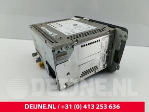 Volkswagen Caddy Display Multi Media control unit O283006 photo 3