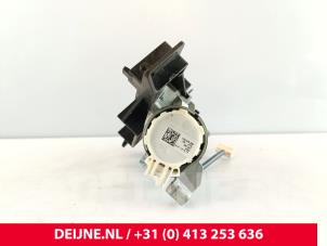 Volkswagen Caddy Ignition lock + key O283018 photo 3