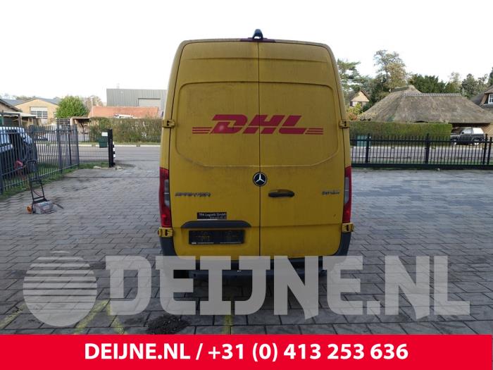 Mercedes Sprinter Minibus/van rear door O283084