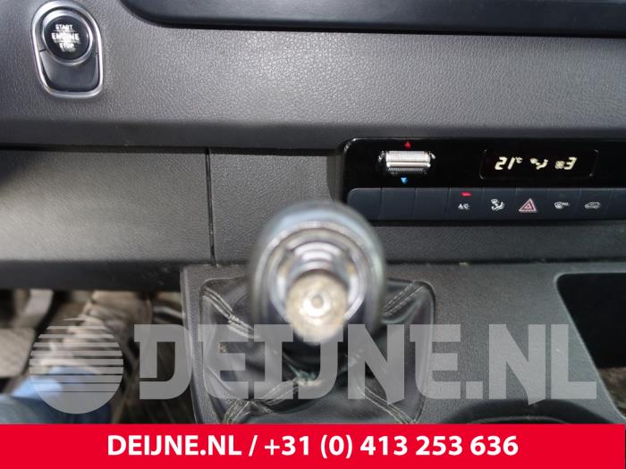 Mercedes Sprinter Versnellingspook O283142