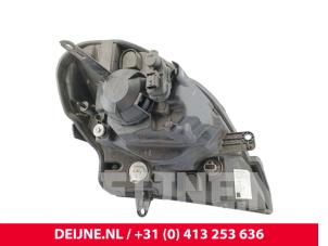 Renault Kangoo Koplamp links O283289 foto 3