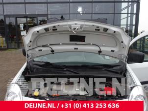 Renault Kangoo Motorkap O283291 foto 2
