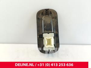 Renault Master Electric window switch O283361 photo 2