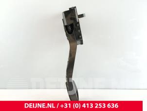 Iveco New Daily Gaspedal O283379 foto 2