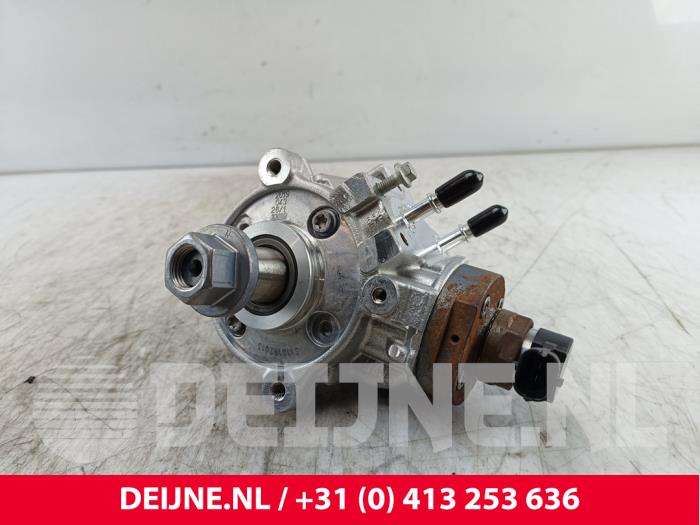 Toyota Pro-Ace City Mechanical fuel pump O283413