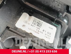 Mercedes eVito Licht Schalter O283416 foto 3