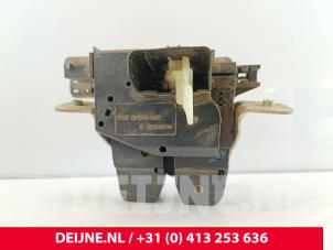 Mercedes Vito Schließmechanik Heckklappe O283455 foto 2