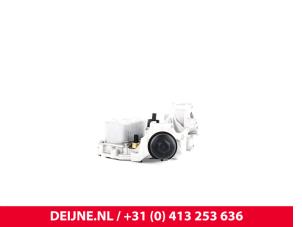 Mercedes Vito Oliekoeler O9990003023 foto 2
