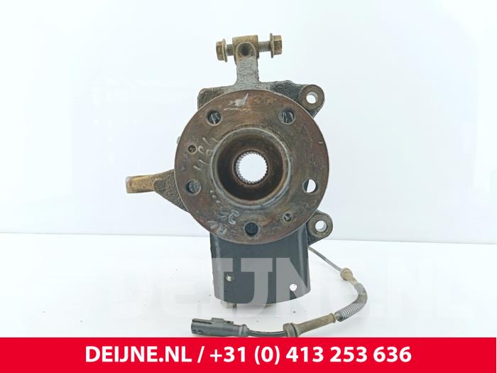 Renault Trafic Fusee rechts-voor O283512