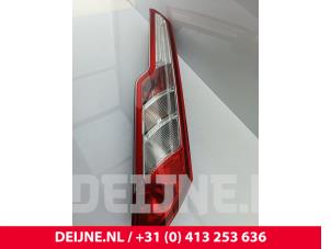 Gebruikte Achterlicht rechts Ford Transit Custom 2.0 TDCi 16V Eco Blue 130 Prijs € 78,65 Inclusief btw aangeboden door van Deijne Onderdelen Uden B.V.