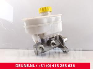 Gebruikte Hoofdremcilinder Iveco New Daily VI 33S14, 35C14, 35S14 Prijs € 90,75 Inclusief btw aangeboden door van Deijne Onderdelen Uden B.V.