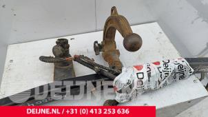 Volkswagen Caddy Trekhaak O283712 foto 2