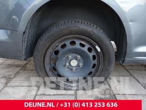 Volkswagen Caddy Felgen Set O283713 foto 2