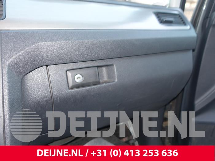 Volkswagen Caddy Dashboardkastje O283725