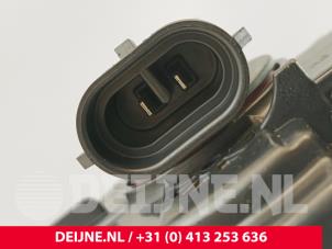 Volvo XC60 Fog light, front left O283738 photo 4