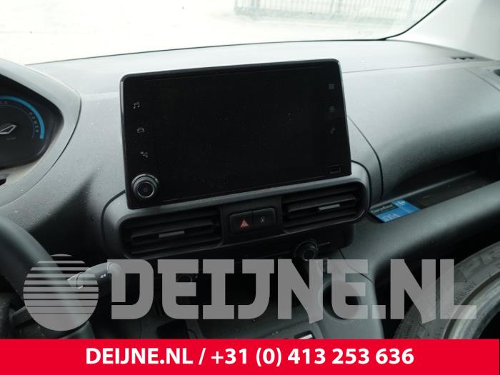 Peugeot Partner Kachel Bedieningspaneel O283766