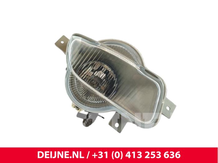 Volvo V70 Fog light, front right O283790