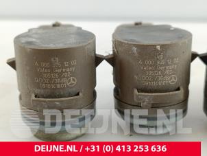 Mercedes Vito PDC Sensor Set O283799 photo 3