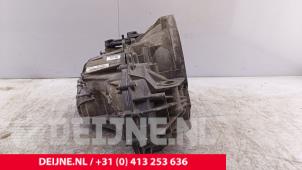 Renault Master Versnellingsbak O283830 foto 4