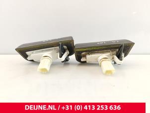 Opel Combo Kennzeichenbeleuchtung O283835 foto 2