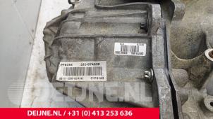 Renault Master Versnellingsbak O283840 foto 3