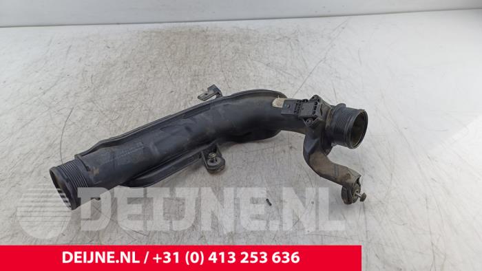 Gebruikte Intercooler Buis Volkswagen Caddy III (2KA,2KH,2CA,2CH) 1.6 TDI 16V Prijs € 24,20 Inclusief btw aangeboden door van Deijne Onderdelen Uden B.V.