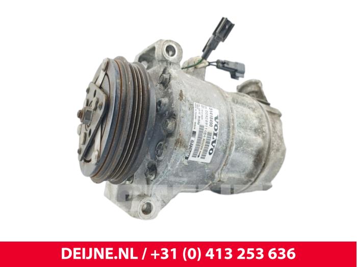 Gebruikte Aircopomp Volvo XC60 I (DZ) 2.4 D5 20V AWD Prijs € 125,00 Margeregeling aangeboden door van Deijne Onderdelen Uden B.V.