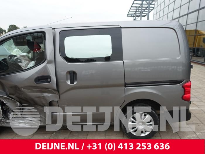 Nissan NV200 Schiebetür links O284015
