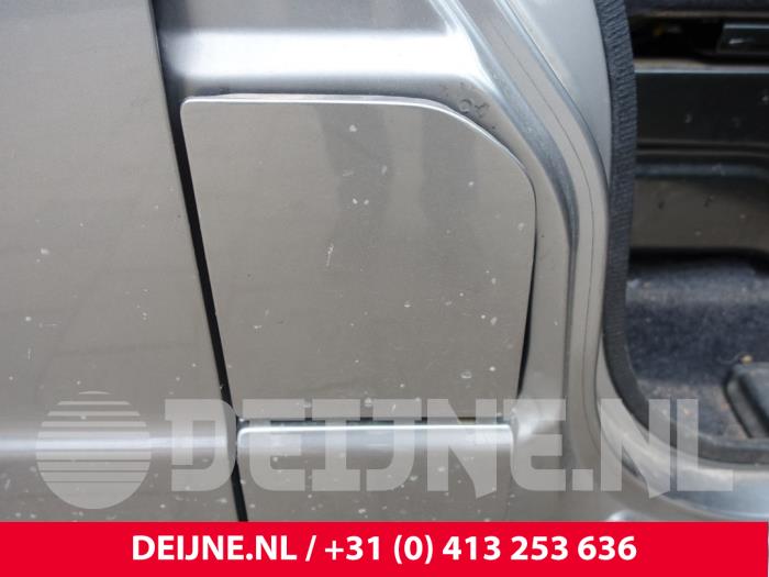 Nissan NV200 Tankklappe O284021