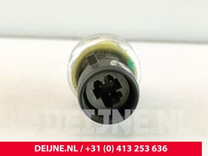 Iveco New Daily Druksensor airco O284044 foto 2