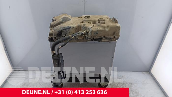 Gebruikte Ureumreservoir Volkswagen Crafter (SY) 2.0 TDI FWD Prijs € 302,50 Inclusief btw aangeboden door van Deijne Onderdelen Uden B.V.