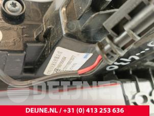 Volvo EX30 Nebelschlussleuchte O284133 foto 3