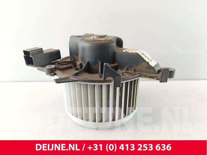 Iveco New Daily Heizung Belüftungsmotor O284137
