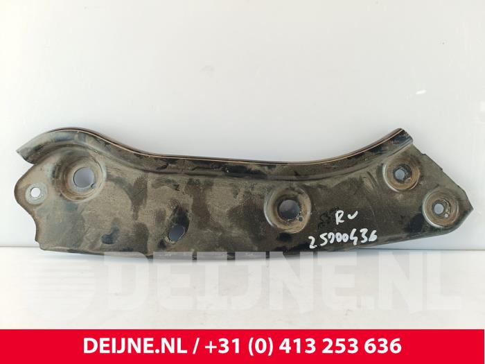 Volkswagen Caddy Koplamprand rechts O284139