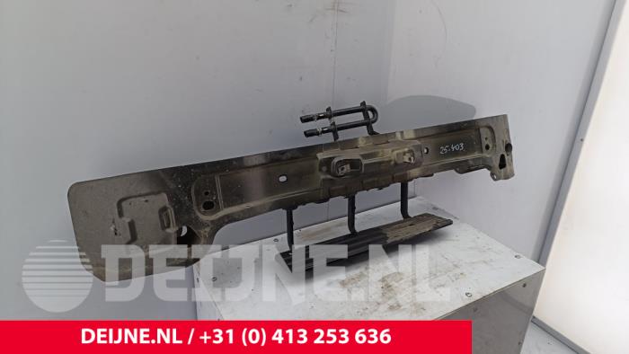 Ford Transit Bumperframe voor O284169